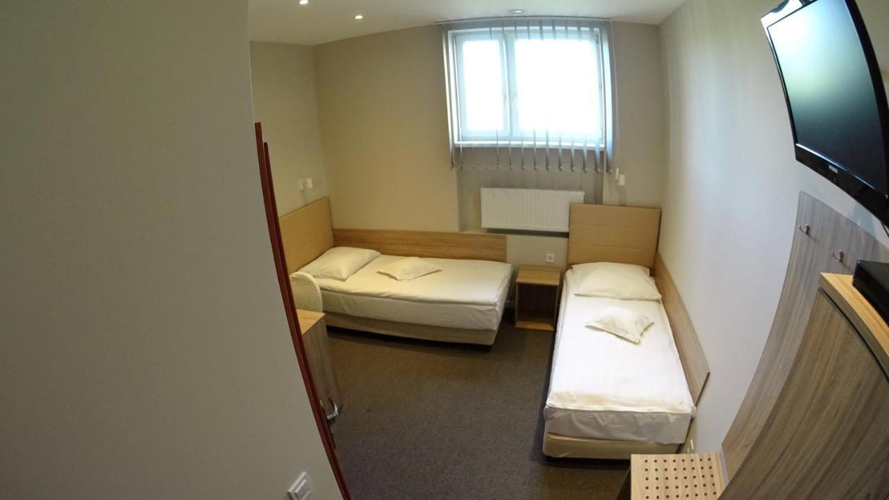 Hotel Astra Dąbrowa Górnicza Eksteriør billede