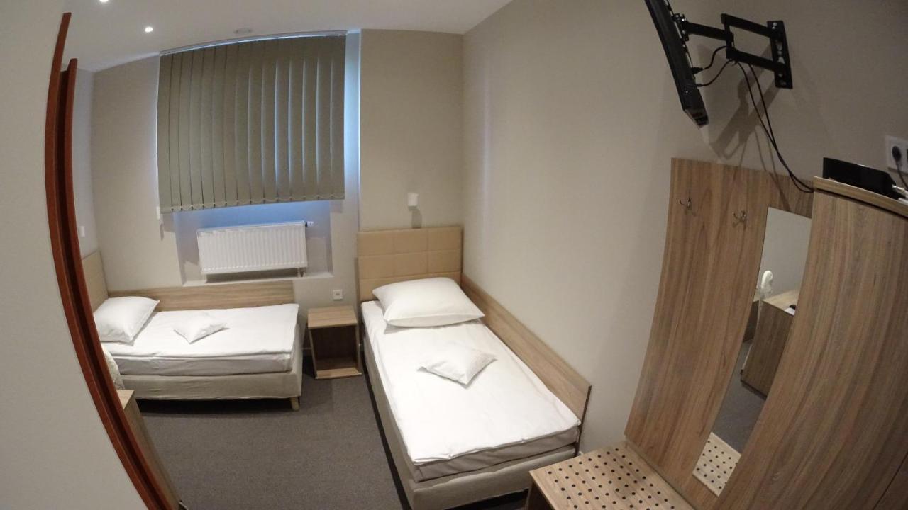 Hotel Astra Dąbrowa Górnicza Eksteriør billede