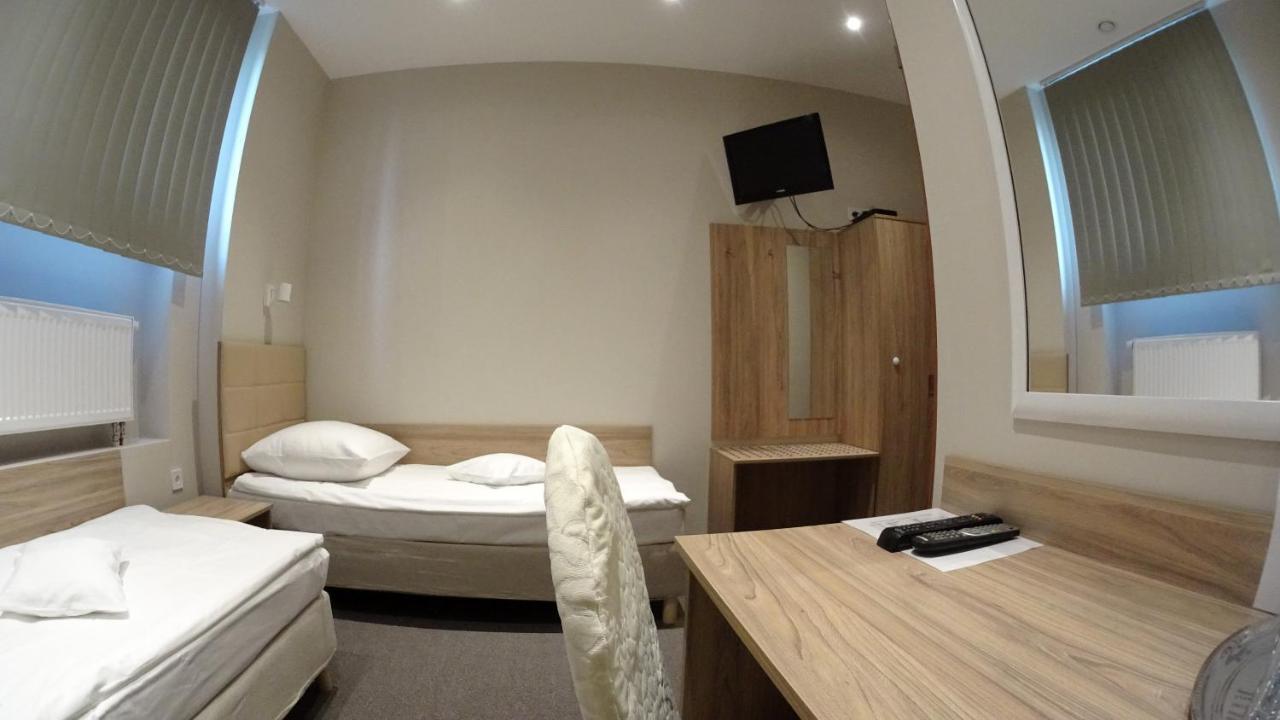 Hotel Astra Dąbrowa Górnicza Eksteriør billede